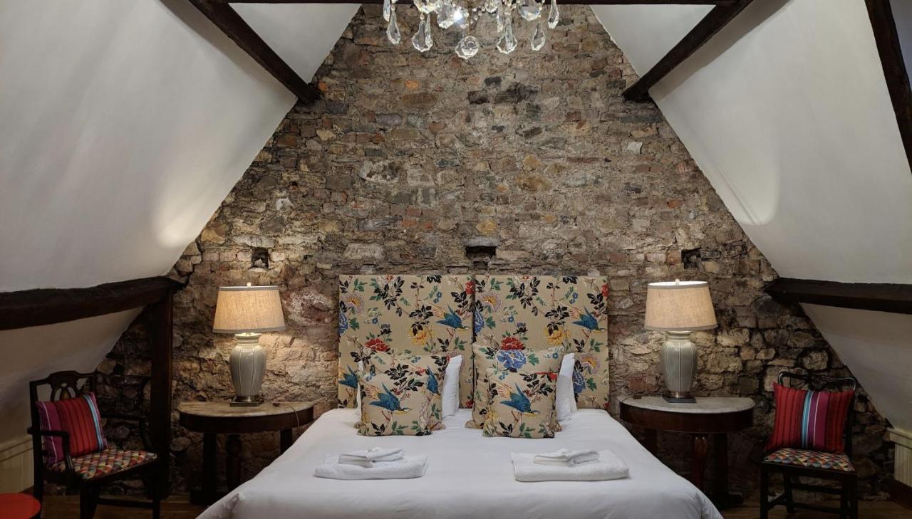 Huntsham Court Hotel Exterior photo