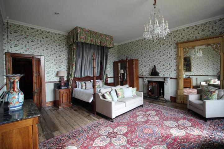 Huntsham Court Hotel Exterior photo