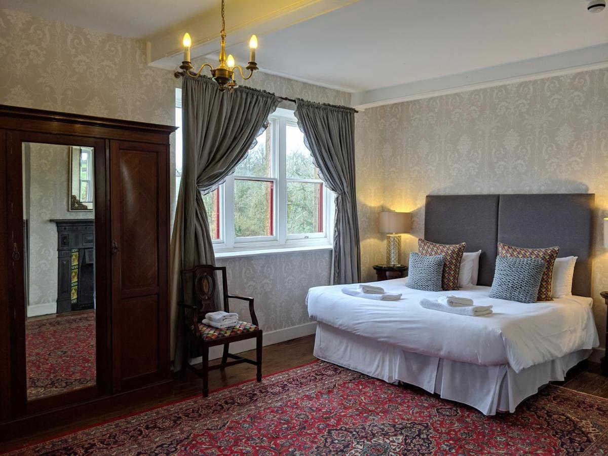 Huntsham Court Hotel Exterior photo